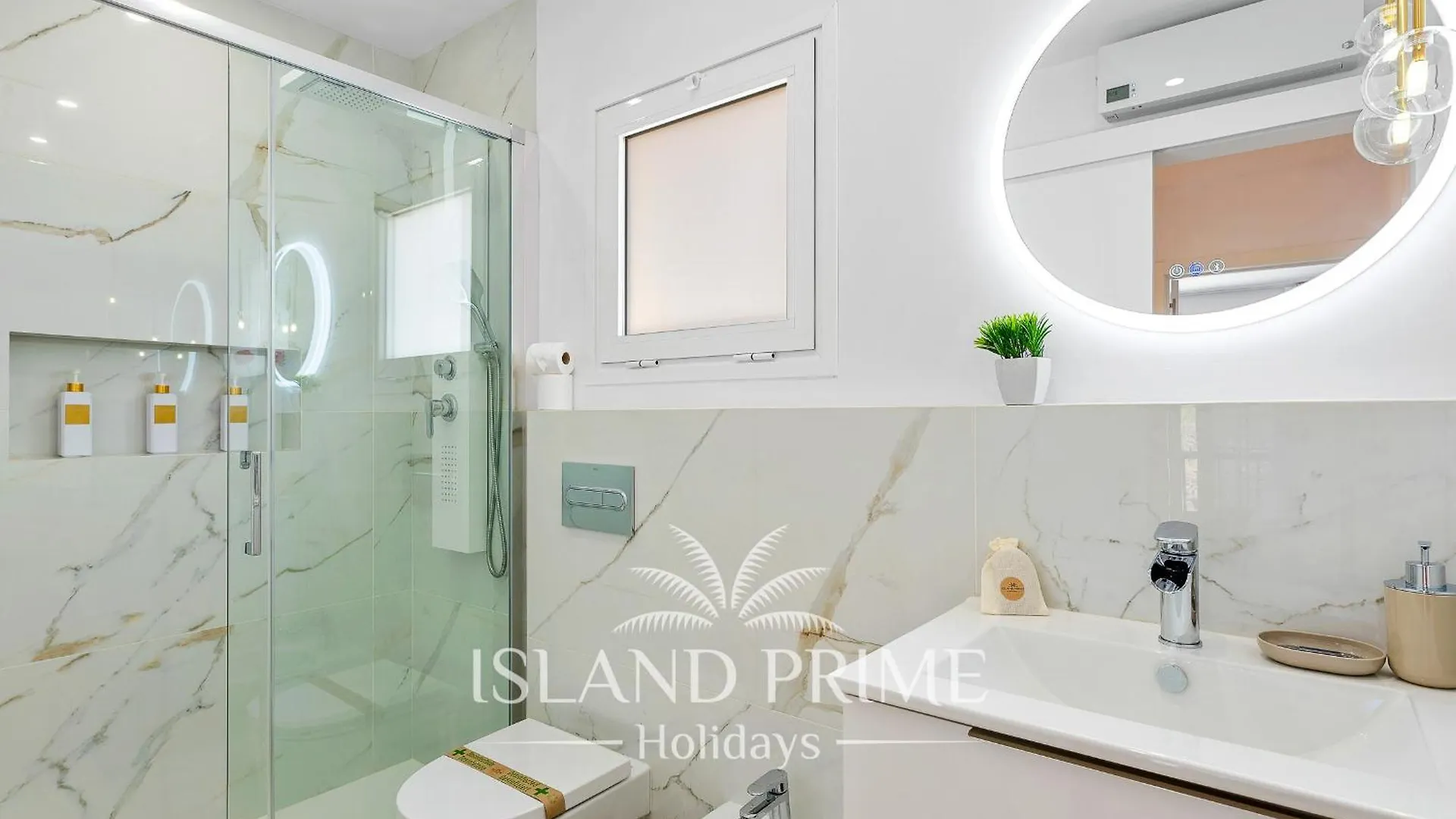 ארונה Family Garden Relax Holiday In Los Cristianos Lc26